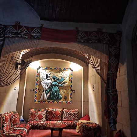 Queen House Aswan Exterior foto
