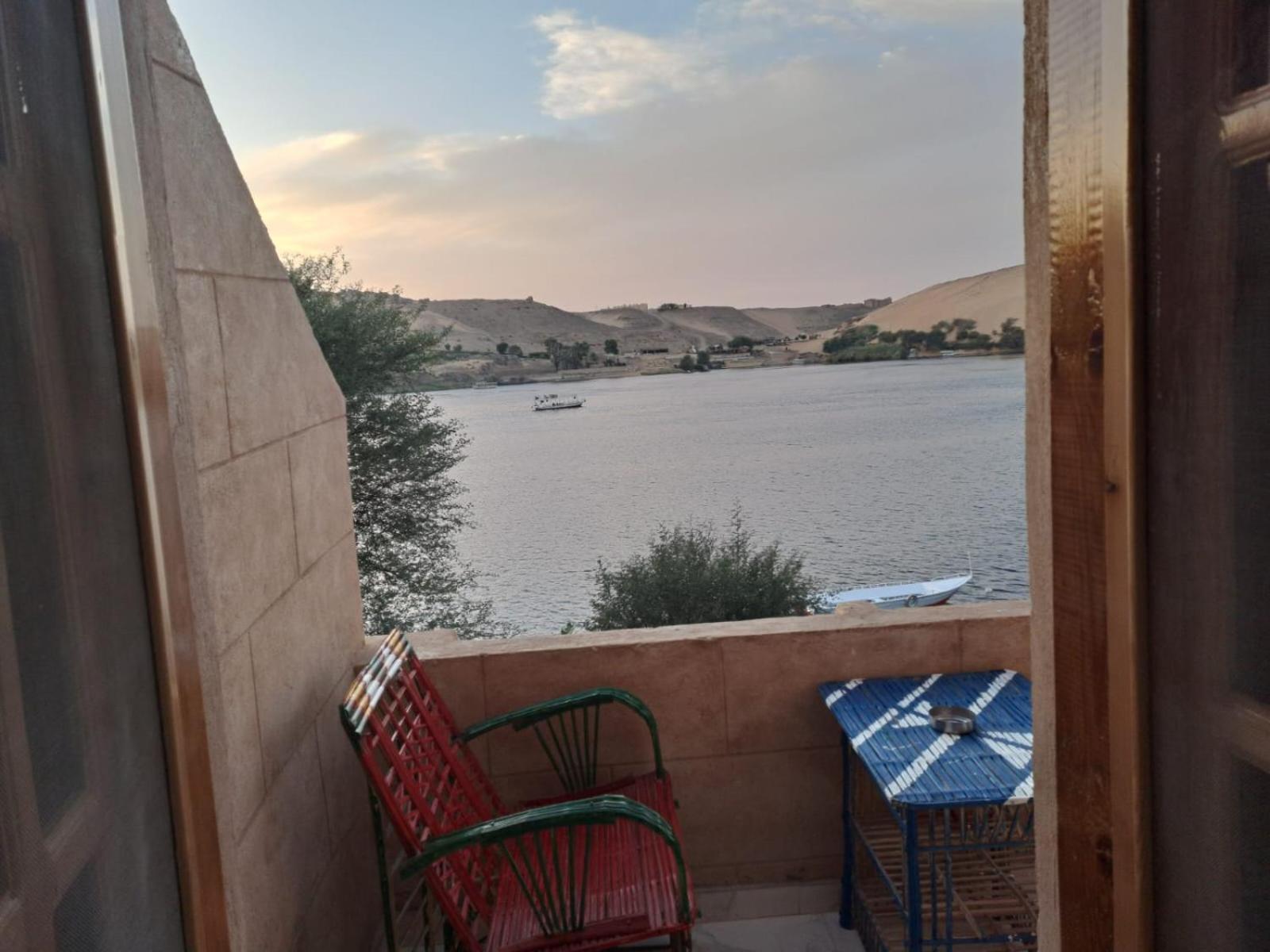 Queen House Aswan Exterior foto