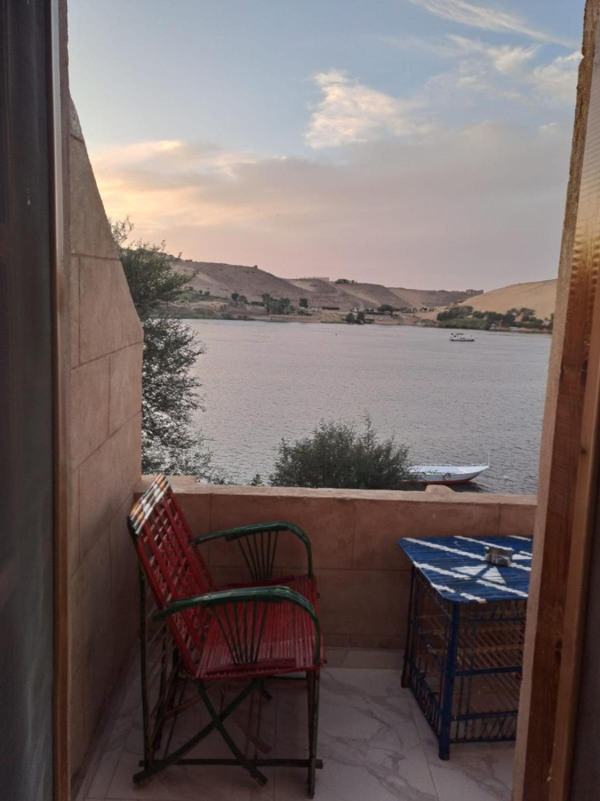 Queen House Aswan Exterior foto