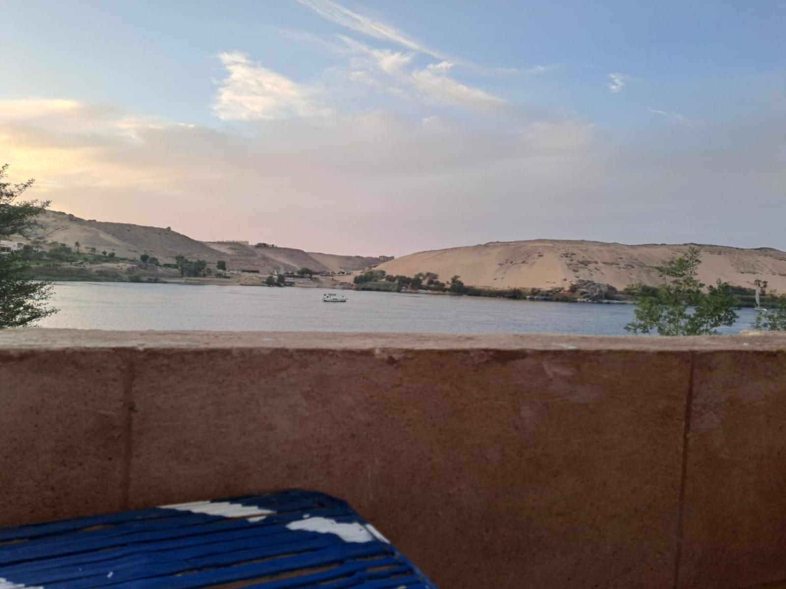 Queen House Aswan Exterior foto