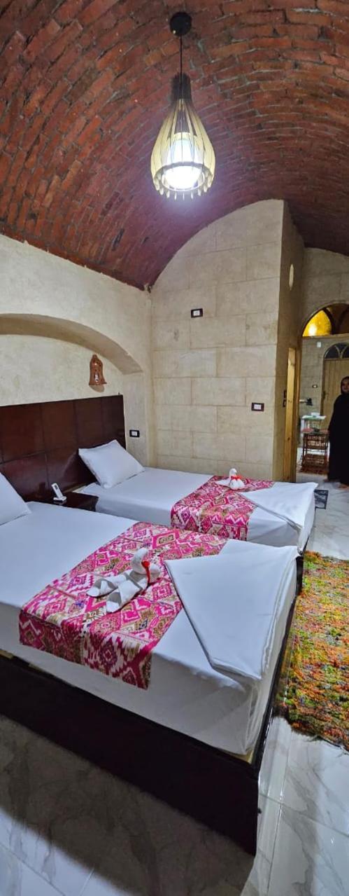 Queen House Aswan Exterior foto