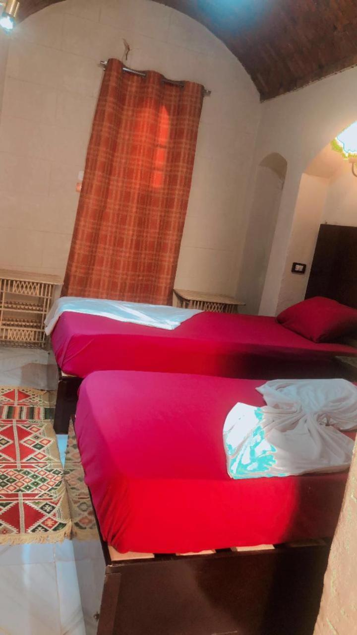 Queen House Aswan Exterior foto